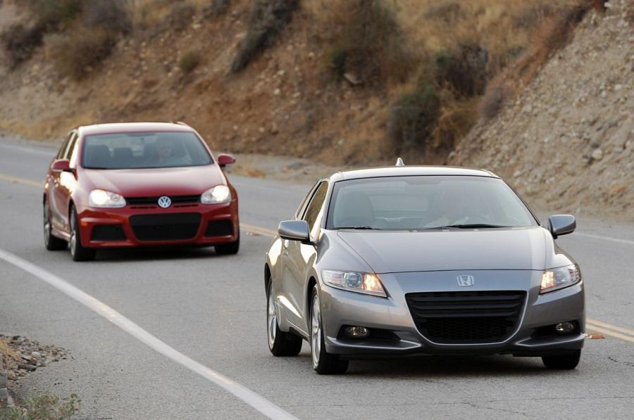  Honda CR-Z 2011 года  (фото 2 из 111)